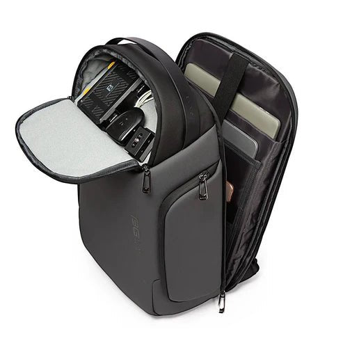 New Casual Gear Bag ©