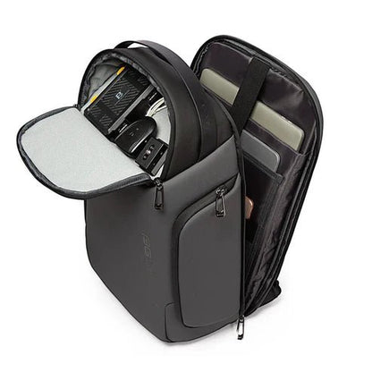 New Casual Gear Bag ©