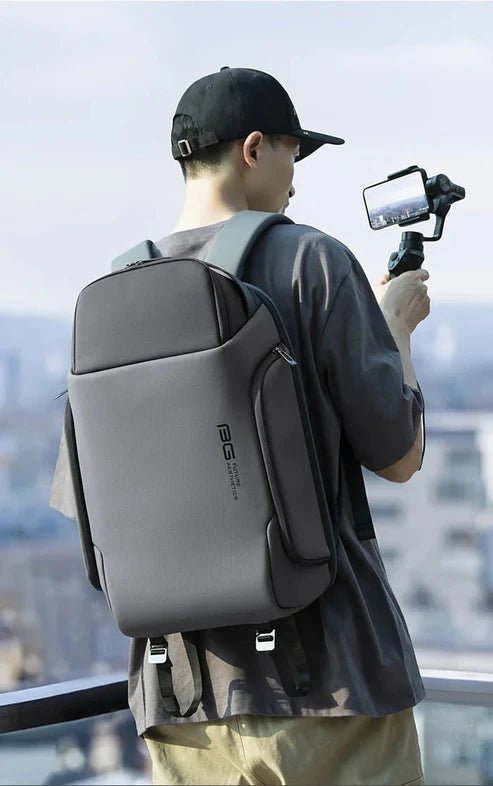 New Casual Gear Bag ©